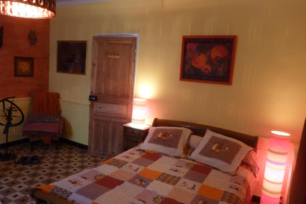 Bed and Breakfast Le Fer En Ceze Шабран Экстерьер фото